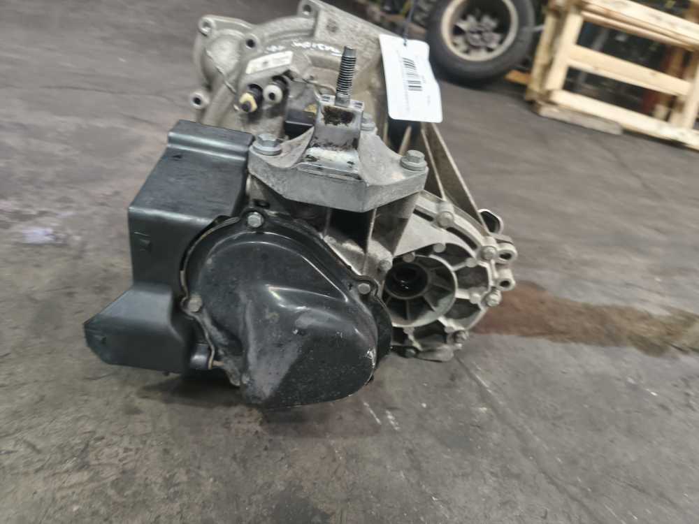 BOITE DE VITESSE MANUEL FORD FIESTA / MAZDA 2 1.4 16V ESSENCE - Vue 4